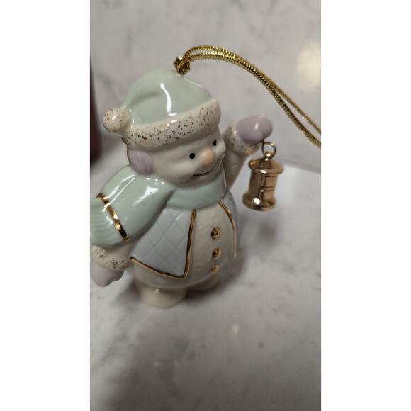 Lenox porcelain collectable snowman Christmas ornament marked with box - Picture 9 of 9